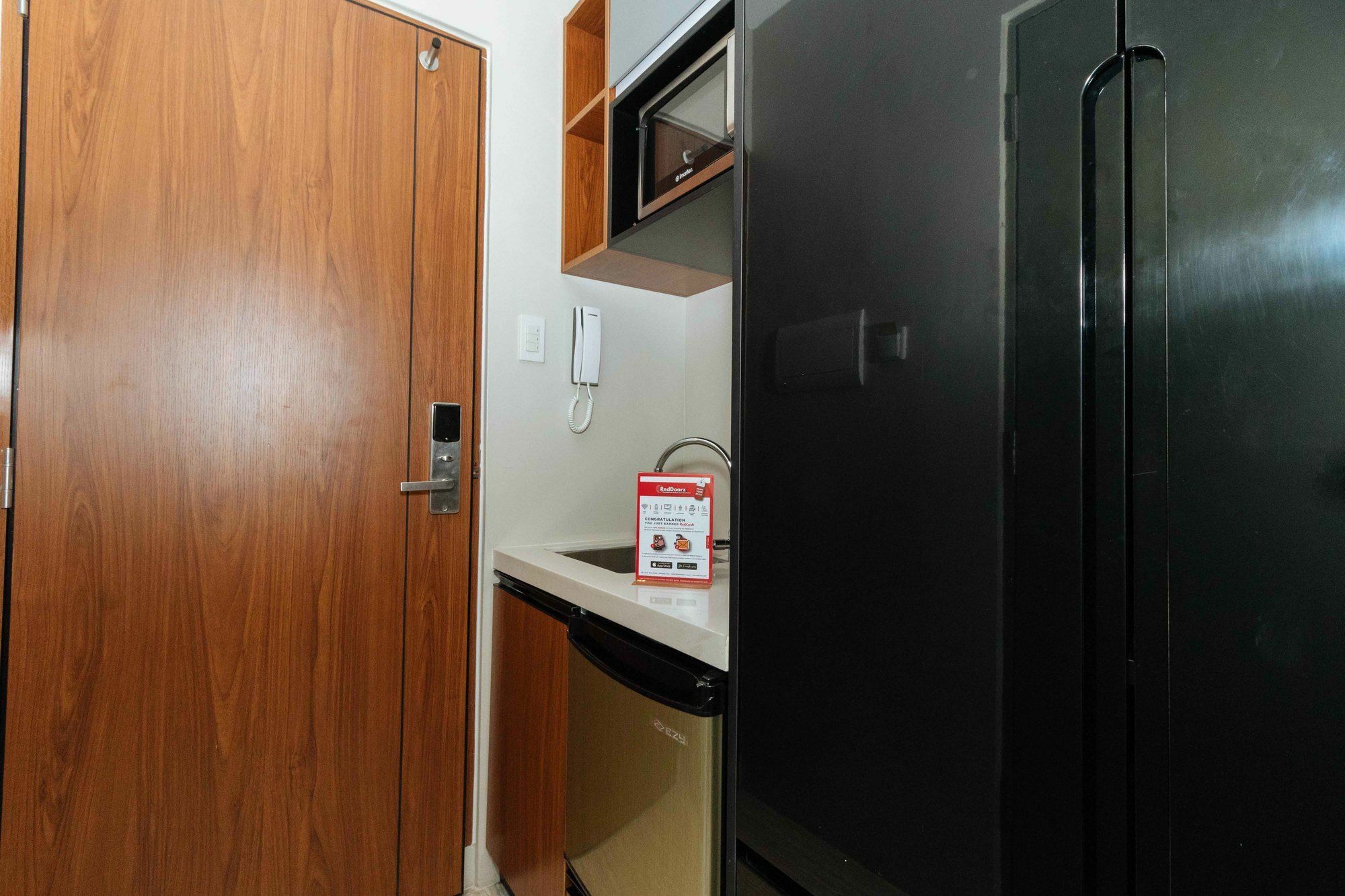 Reddoorz Premium Near Ust Hospital 호텔 마닐라 외부 사진